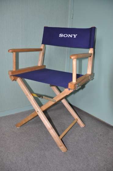 Annonce occasion, vente ou achat 'FAUTEUIL EN PIN NEUF SONY'
