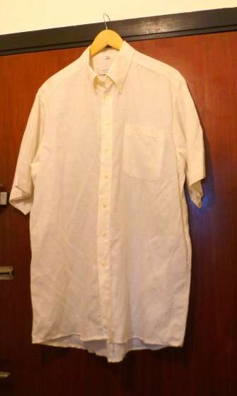 Annonce occasion, vente ou achat 'Chemise blanche coton/lin t. L ou 44-46'