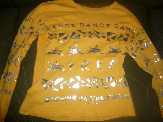 Annonce occasion, vente ou achat 'Tee-shirt jaune'
