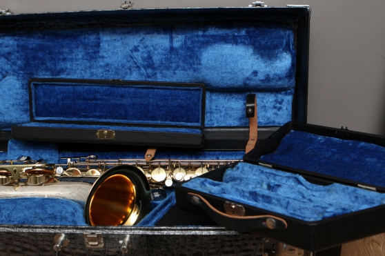 King Super 20 Silver Sonic saxophone tén