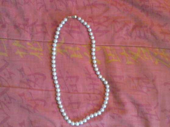 Annonce occasion, vente ou achat 'collier en perles du JAPON'