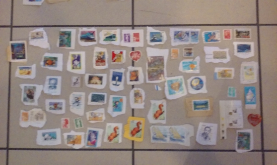 Lot de timbres (français et étranger)