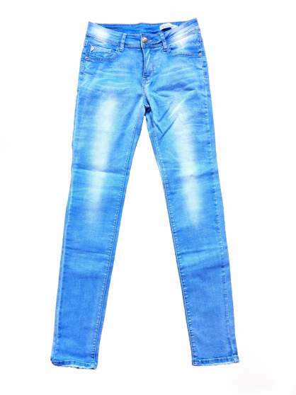 Annonce occasion, vente ou achat 'Jeans bleu clair'