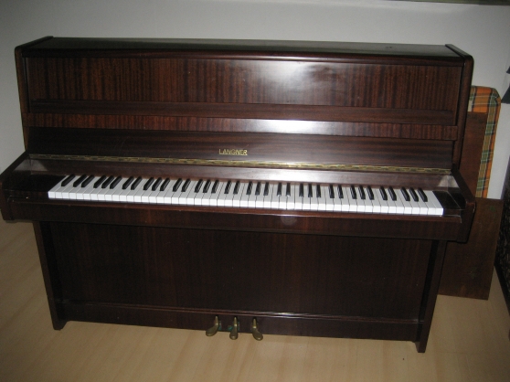 Annonce occasion, vente ou achat 'Piano Langner (samic) + banc'