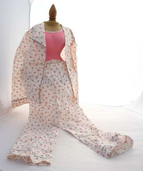 Annonce occasion, vente ou achat 'pyjama vintage coton liberty neuf 6 ans'
