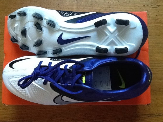 Annonce occasion, vente ou achat 'Chaussures foot nike ctr360 neuves, p 41'