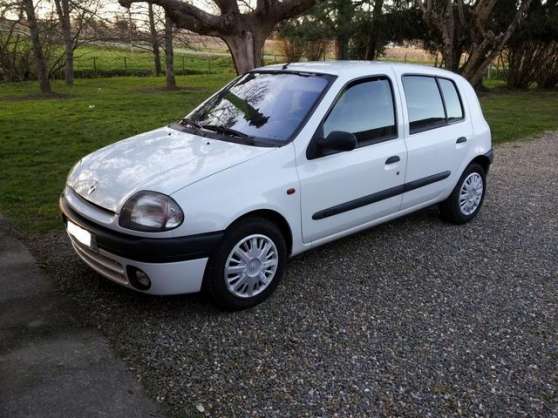 Annonce occasion, vente ou achat 'Renault CLIO - 1998 - II 1.9 D 5P'