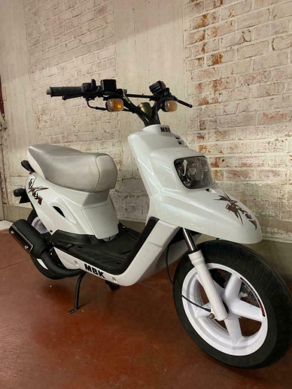 SCOOTER MBK BLANC