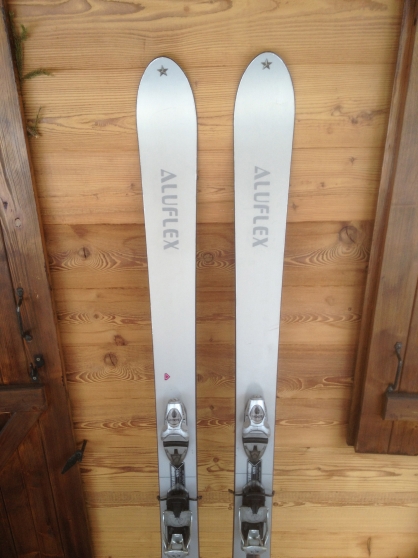 Vend skis Aluflex 188, servi 2 fois