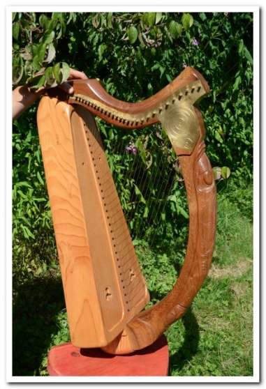 Annonce occasion, vente ou achat 'harpe celtique clairseach'