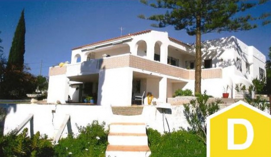 Annonce occasion, vente ou achat 'PORTUGAL-ALGARVE-Villa avec 3 chambres'