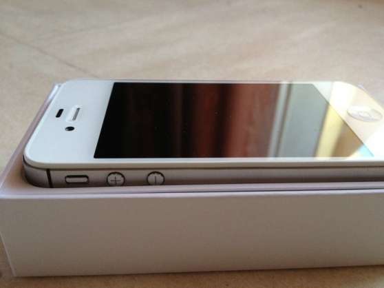 Annonce occasion, vente ou achat 'IPhone 4S Blanc 32Go + facture'