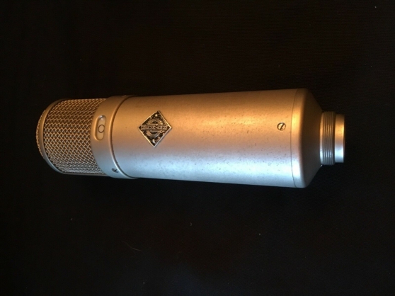 Neumann U47 microphone à lampe