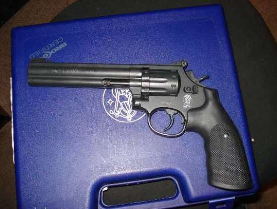 Annonce occasion, vente ou achat 'Smith&Wesson 586, 6 black,rubber, Co2'