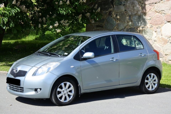 TOYOTA YARIS limited édition