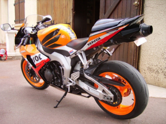 Moto HONDA 1000 CBR R REPSOL Vallauris Marche fr Moto HONDA 1000 CBR R REPSOL Vallauris Marche fr