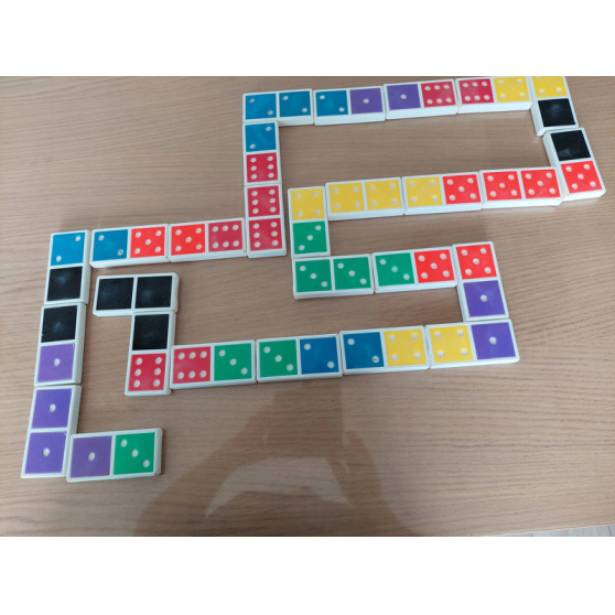27 grands dominos colorés, 9,5 x 4,5 cm