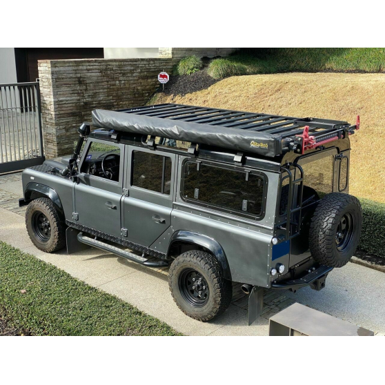 Land Rover DEFENDER 110 Repowered - Photo 2