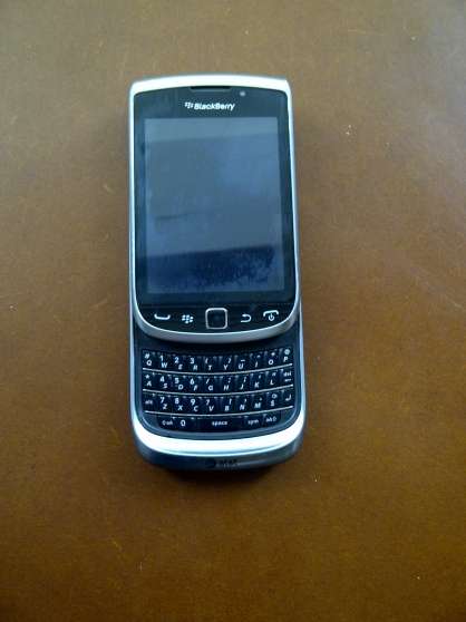 Annonce occasion, vente ou achat 'Blackberry 9810 Torch2 Smartphone AT&T U'