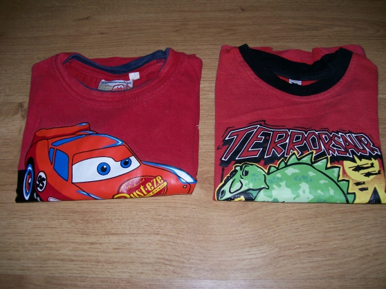 tee-shirt "cars" + "dino" 02ans (ref Z)