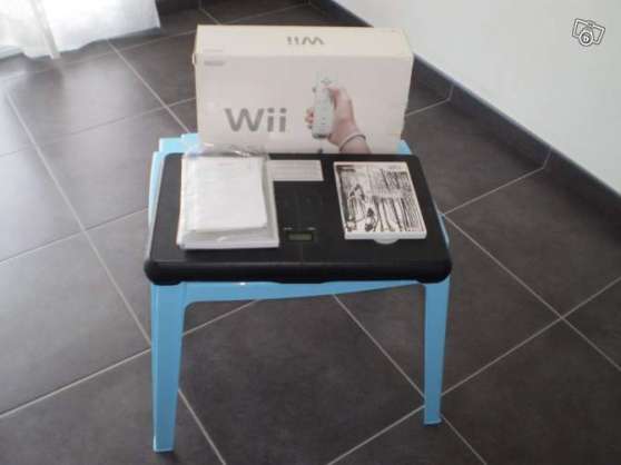 Annonce occasion, vente ou achat 'Wii avec balance board et 63 jeux'