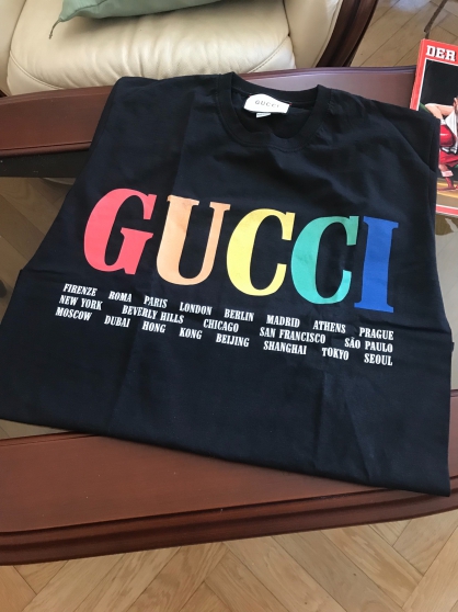 Annonce occasion, vente ou achat 'Neuf Gucci GG Tee-shirt M logo villes'