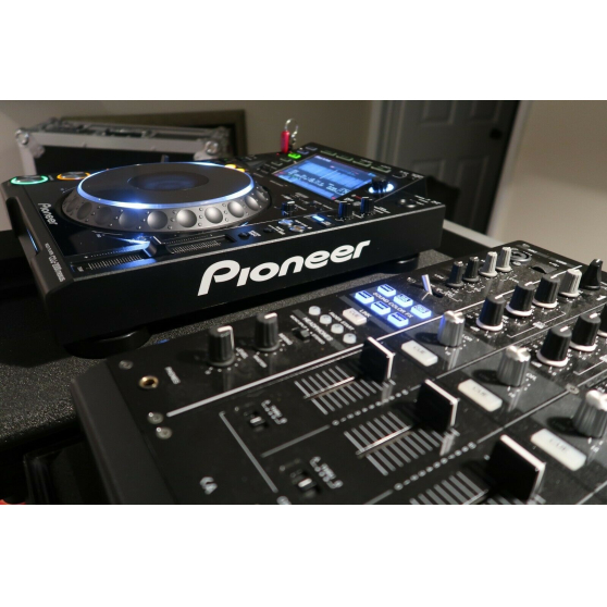 Annonce occasion, vente ou achat 'Pioneer DJ CDJ 2000 Nexus Pair + DJM900N'