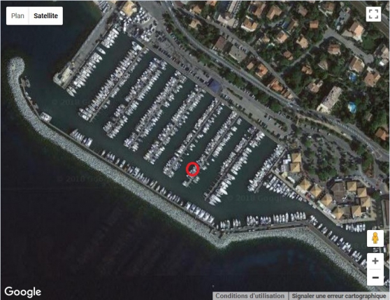 Annonce occasion, vente ou achat 'Place de port Santa Lucia 8 m x 2,76 m'