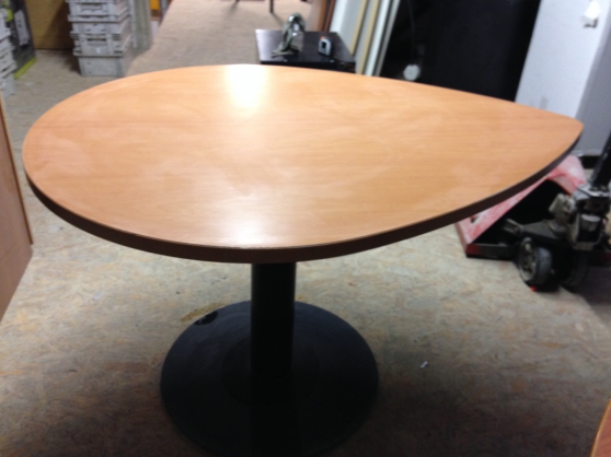 Annonce occasion, vente ou achat 'table forme originale'