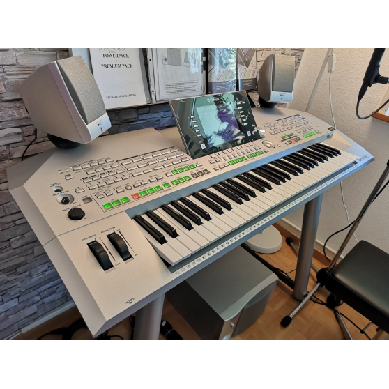 Annonce occasion, vente ou achat 'Yamaha Tyros 2 XXL'