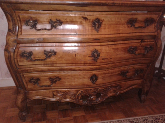 Annonce occasion, vente ou achat 'Commode syle Louis XV'