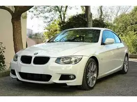 Bmw coupe 320d blanche superbe voiture