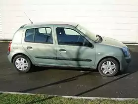 Renault Clio année 2003