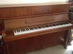 Piano droit couleur teck