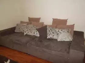 Vend très grand canapé