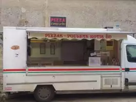 RENAULT Master camion a pizza