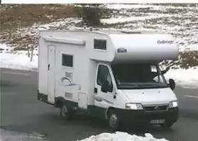 Camping-car à capucine Challenger