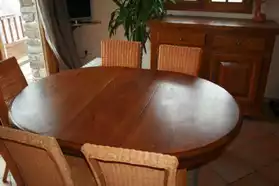 Table en chêne ronde ou ovale