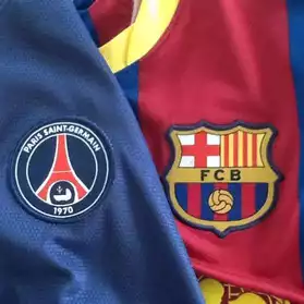 3 place PSG/BARCELONE