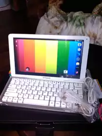 vend tablette tactile avec clavier