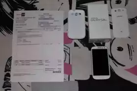 Samsung Galaxy S3 4G et accessoires