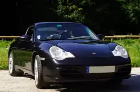Porsche 911 (996) carrera 4 - 2004