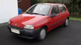 A vendre Renault Clio I - 90000 Km garan
