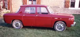 vends véhicule collection RENAULT 8