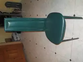 6 chaises Design cuir vert