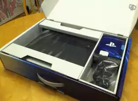 Playstation 4 - PS4 500Go Neuve avec Cal