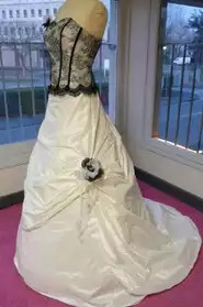 robe de mariée BOCHET modèle Florana T44
