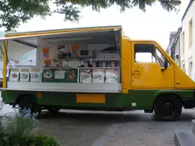 Camion Friterie Sandwicherie Ambulante