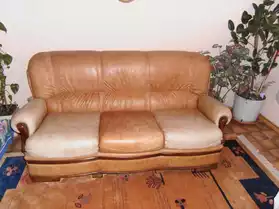 canapé cuir et ses 2 fauteuils