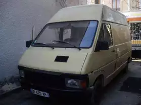 Vends fourgon Renault master.